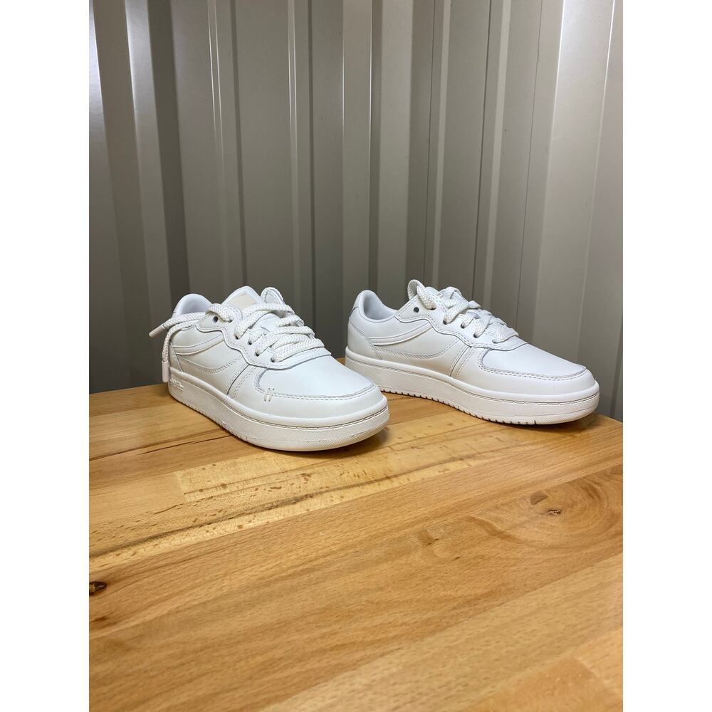 Label Go-To Low All White Women's Size 5 New!